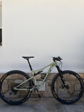 Brugt Orbea OIZ M20 TR 2022 2022 MTB