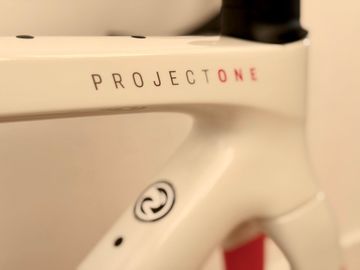 Trek Checkmate SLR 9 AXS 2026 Frameset 2026 Road & Gravel usato, Bianco — immagine 5 di 13