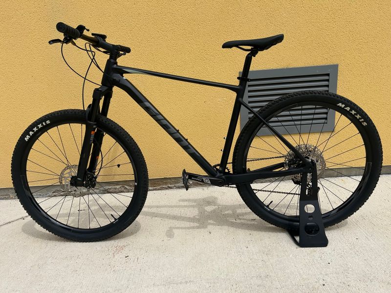 Used Giant XTC SLR 29 2 2022 2022 MTB
