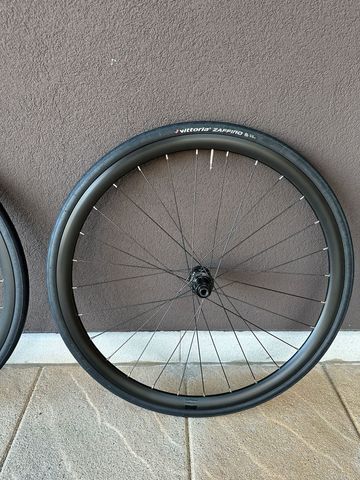 Tweedehands Orbea ORCA M30i 2024 2024 Road & Gravel — afbeelding 6 van 8