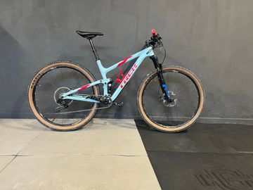 Używany Trek Top Fuel 9.8 SL 2016 2016 Mountainbike — zdjęcie 1 z 6