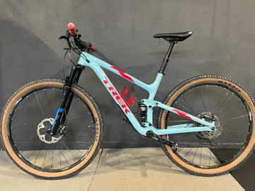 Używany Trek Top Fuel 9.8 SL 2016 2016 Mountainbike — zdjęcie 5 z 6