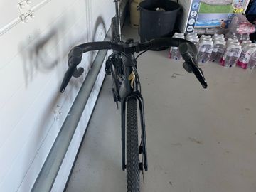 Used Specialized Custom SRAM X01 Eagle AXS 2024 Road & Gravel, Black — image 3 of 5