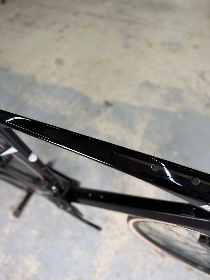 Used BMC Roadmachine FOUR 2024 2024 Road & Gravel, Black — image 12 of 12