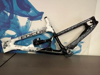 Käytetty Focus SAM C Pro 2018 Frameset 2018 Mountainbike — kuva 2 / 3