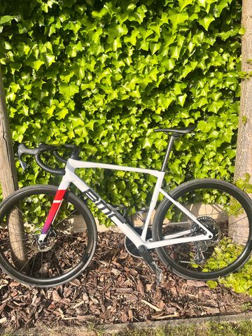 Used BMC Kaius 01 TWO 2026 2026 Road & Gravel, White — image 2 of 3