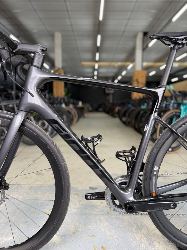 Brugt Giant Defy Advanced Pro 2 AX 2022 2022 Road & Gravel — billede 22 af 23