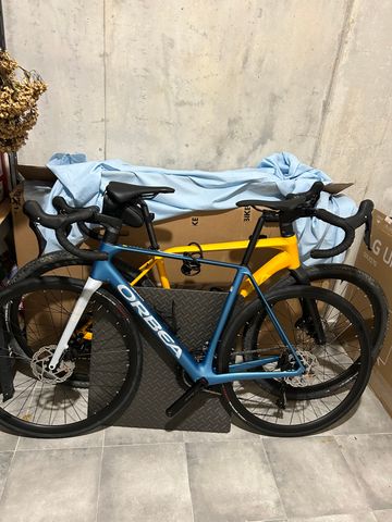 Tweedehands Orbea ORCA M30 2025 2025 Road & Gravel — afbeelding 1 van 3
