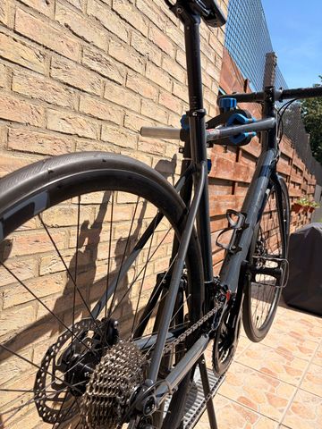 Used CUBE ATTAIN SL 2022 2022 Road & Gravel, Black — image 2 of 3