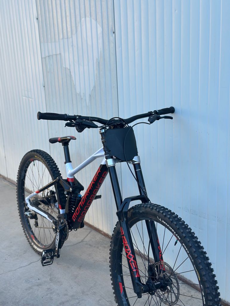 Käytetty Mondraker Summum 29 2021 2021 Mountainbike — kuva 6 / 7