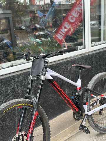 Käytetty Mondraker Summum 29 2021 2021 Mountainbike — kuva 2 / 7