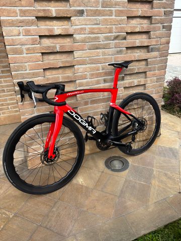 Used Pinarello Dogma SRAM Red eTap AXS 2023 Road & Gravel