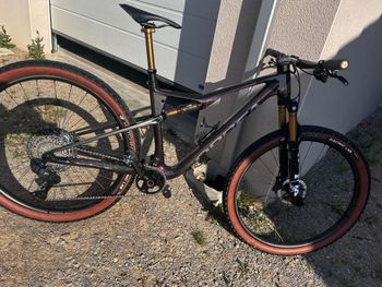 Używany Orbea Oiz Shimano Deore XT Di2 2026 Mountainbike — zdjęcie 2 z 6