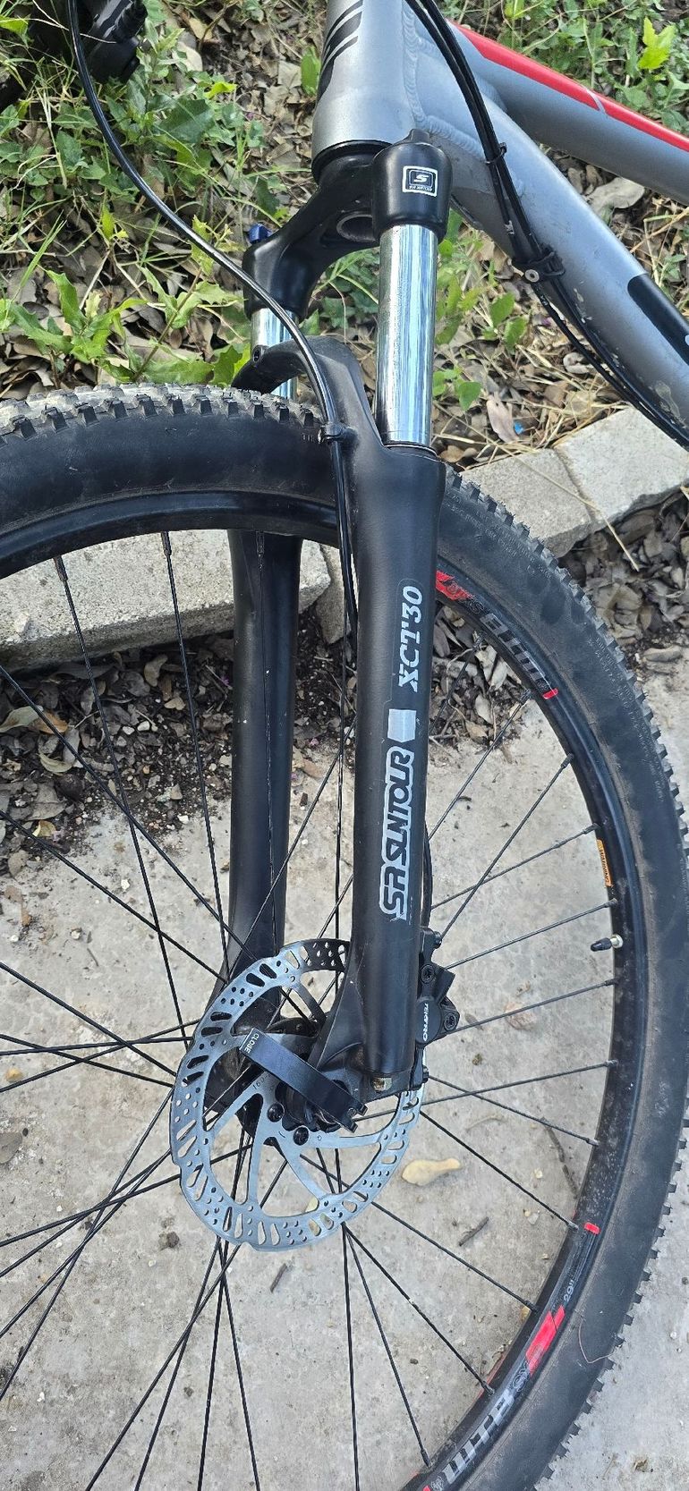 Used GT Avalanche Comp 29 2019 2019 Mountainbike, Light Gray, 29 — image 5 of 13