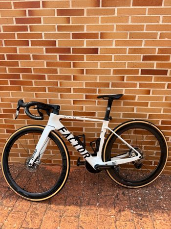 Brugt Factor OSTRO VAM - Frameset Premium 2025 Frameset 2025 Road & Gravel — billede 5 af 6