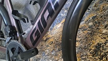 Giant Propel Advanced 1 2023 2023 Road & Gravel usato, Grigio chiaro — immagine 7 di 9