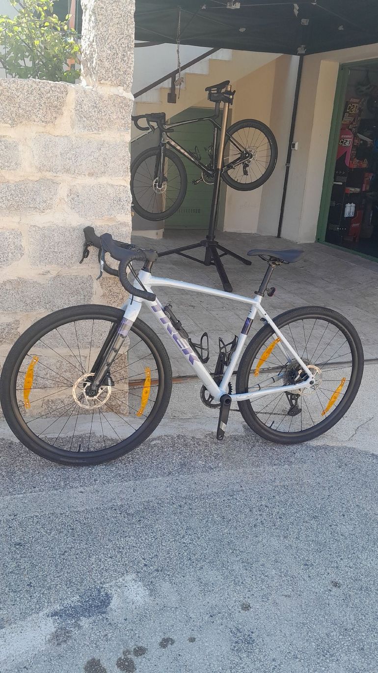 Brugt Trek Checkpoint ALR5 2025 Road & Gravel — billede 2 af 7