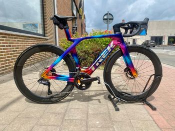 Używany Trek Madone SLR 7 Gen 7 2024 2024 Road & Gravel