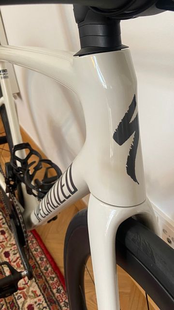 Used Specialized Tarmac SL8 Frameset 2025 Frameset 2025 Road & Gravel, White — image 3 of 6