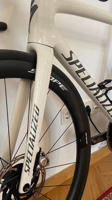Used Specialized Tarmac SL8 Frameset 2025 Frameset 2025 Road & Gravel, White — image 5 of 6