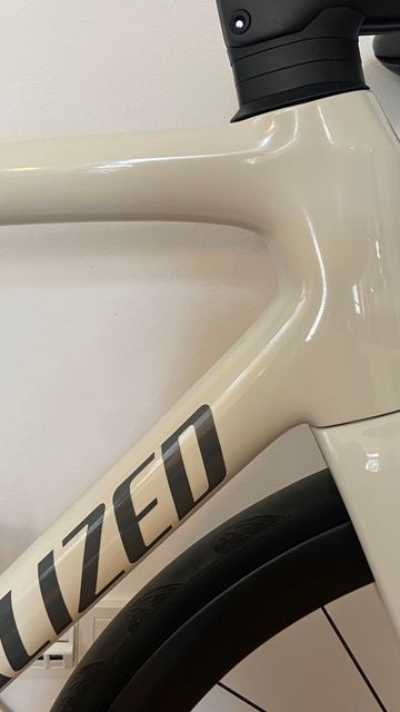 Used Specialized Tarmac SL8 Frameset 2025 Frameset 2025 Road & Gravel, White — image 4 of 6