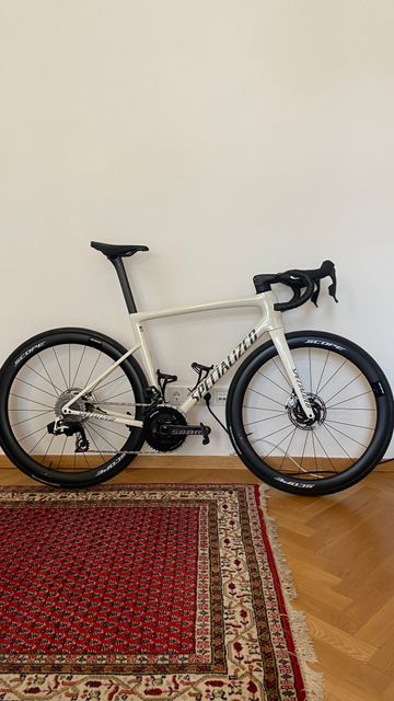 Used Specialized Tarmac SL8 Frameset 2025 Frameset 2025 Road & Gravel, White — image 1 of 6
