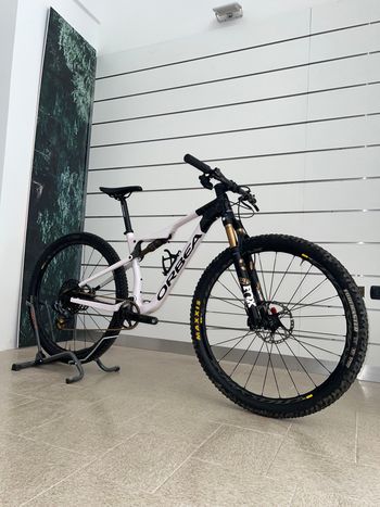 Brugt Orbea OIZ M PRO 2022 2022 MTB