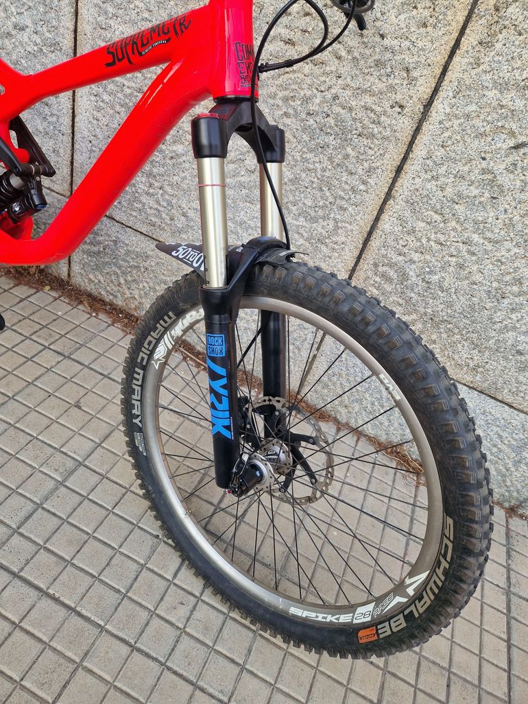 Gebrauchtes Commencal Supreme FR1 2014 2014 Mountainbike, Rot, 26 — Bild 7 von 10
