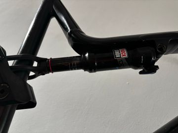 Tweedehands Commencal META AM V4.2 2017 2017 Mountainbike — afbeelding 6 van 13