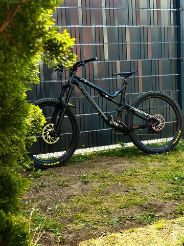 Tweedehands Commencal META AM V4.2 2017 2017 Mountainbike — afbeelding 1 van 13