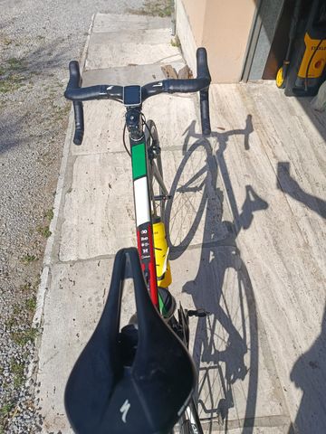 Tweedehands Wilier Cento1Air 2017 Road & Gravel — afbeelding 2 van 5