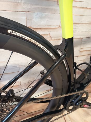 Brugt 3T Exploro Racemax Boost GRX Flatbar 2024 2024 Road & Gravel — billede 10 af 10