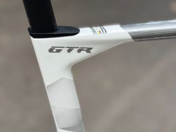 Used Gusto Custom Shimano 105 Di2 2026 Road & Gravel, White — image 8 of 15
