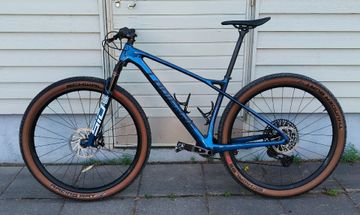 Tweedehands Lapierre Prorace CF 9.9 2024 2024 Mountainbike — afbeelding 2 van 8