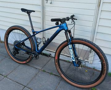 Tweedehands Lapierre Prorace CF 9.9 2024 2024 Mountainbike — afbeelding 8 van 8