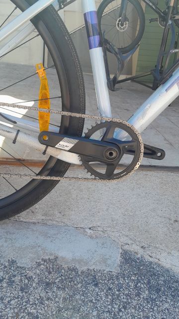 Trek Checkpoint ALR 5 2025 Road & Gravel usato, Grigio chiaro — immagine 4 di 7