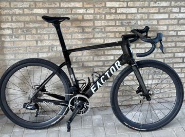 Used Factor Ostro SRAM Force 2024 Road & Gravel