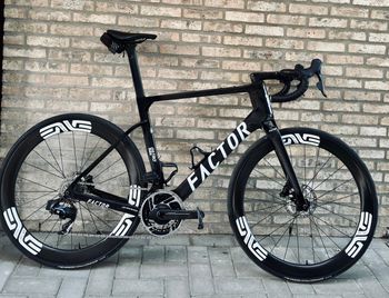 Used Factor Ostro SRAM Force 2024 Road & Gravel