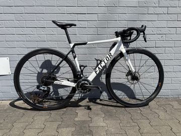 Factor O2 SRAM Force Pearl White 2021 2021 Road & Gravel d'occasion
