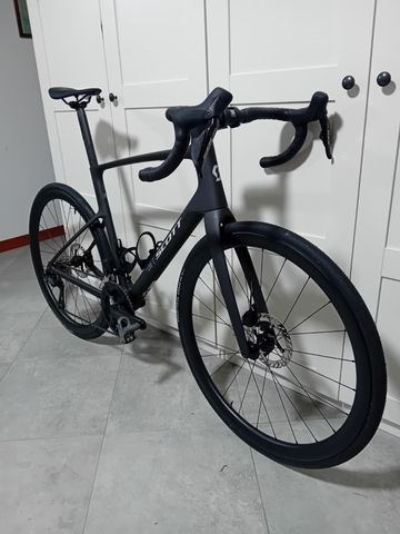 Scott Addict Shimano 105 Di2 2026 Road & Gravel usato, Nero — immagine 6 di 13