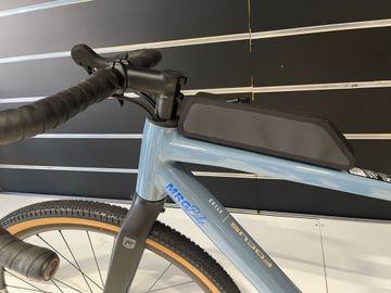 Tweedehands Focus atlas 6.8 Custom Shimano GRX 2026 Road & Gravel — afbeelding 2 van 6
