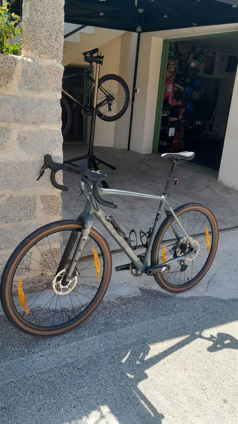Brugt Trek Checkpoint Alr5 2025 2025 Road & Gravel — billede 2 af 6