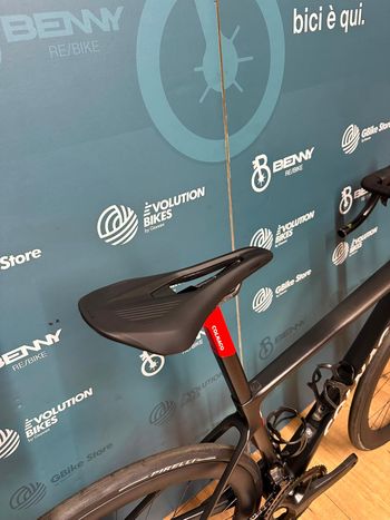 Colnago V4Rs Team UAE Emirates 2024 Road & Gravel usato, Nero — immagine 6 di 11