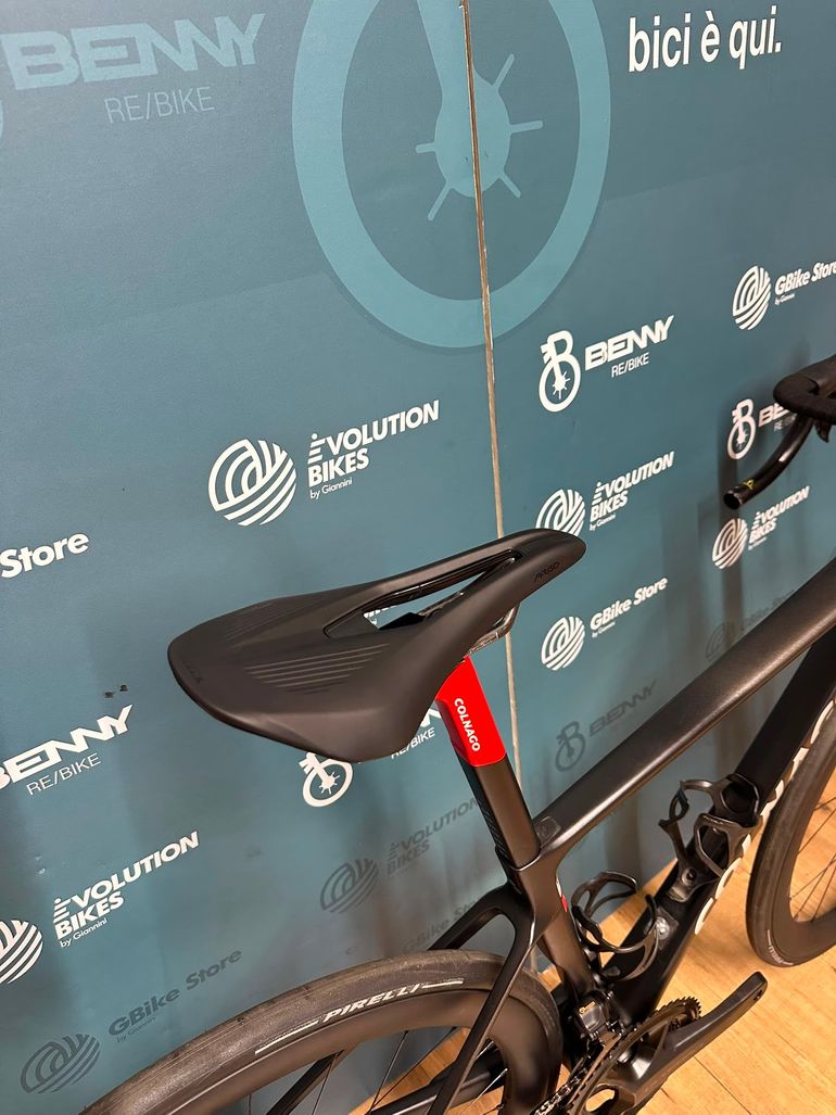 Colnago V4Rs Team UAE Emirates 2024 Road & Gravel usato, Nero — immagine 6 di 11