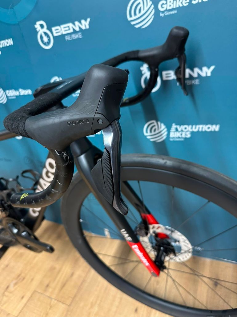 Colnago V4Rs Team UAE Emirates 2024 Road & Gravel usato, Nero — immagine 9 di 11