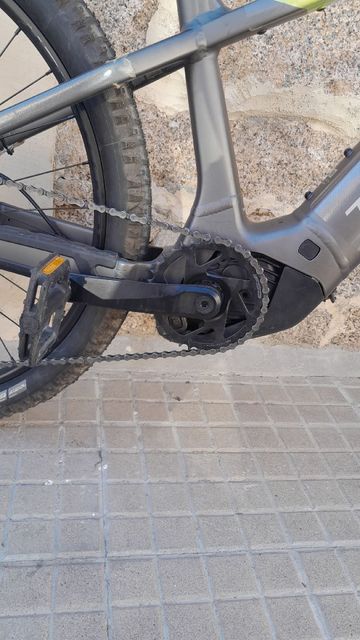 Used TREK POWERFLY 4 2025 Mountainbike, Green — image 4 of 6