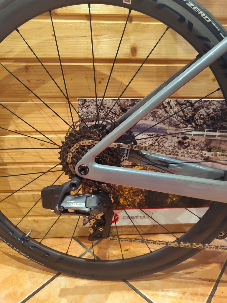 Brugt Scott Addict RC 10 2023 2023 Road & Gravel — billede 3 af 13