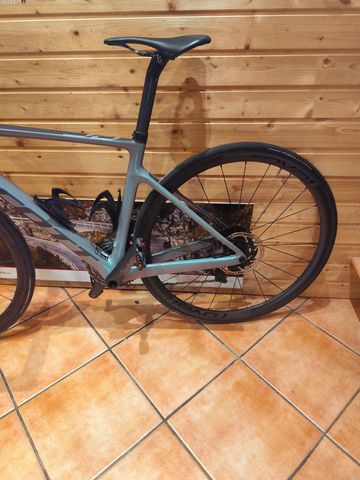 Brugt Scott Addict RC 10 2023 2023 Road & Gravel — billede 9 af 13