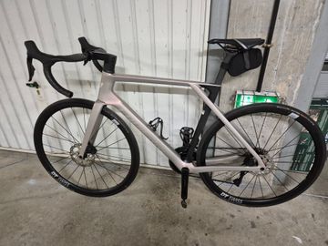 Brugt Lapierre Xelius DRS 6.0 2027 2027 Road & Gravel — billede 1 af 3