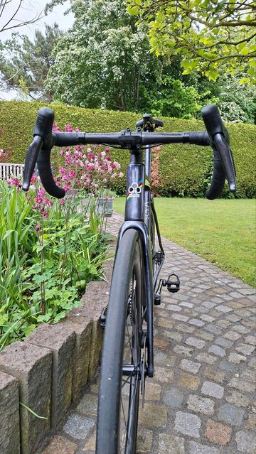 Używany Colnago V3RS 2022 Road & Gravel — zdjęcie 2 z 8